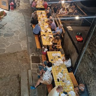 Pila in festa: il “Mangialungo” richiama tutta la valle