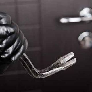 Furto alla Cisl di Borgosesia: rubati pc e contanti, indagano i carabinieri