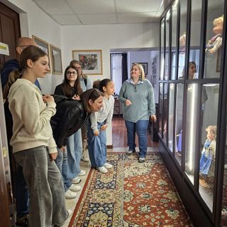 Fobello, inaugurata al Museo del Puncetto l’esposizione di bambole in abiti tradizionali