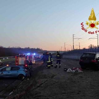Incidente sulla A4, intervengono i Vigili del Fuoco