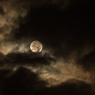 Valduggia, Gocce di Luna sul Fenera: L’escursione crepuscolare targata Sesia Val Grande Geopark