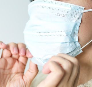 Coggiola, un gruppo di ragazzi non rispetta le norme anticovid. Sanzione e denuncia per un 25enne