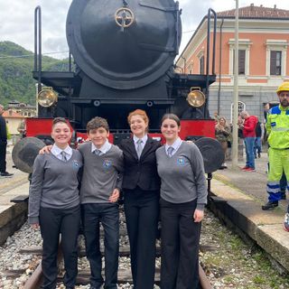 “Un viaggio gastronomico”: gli studenti dell’alberghiero sul treno storico.