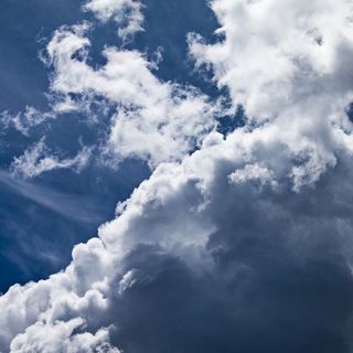 Nubi, pioggia e primo calo termico per il weekend di Pasqua