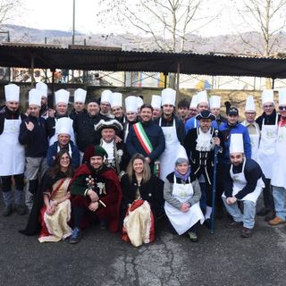 La Paniccia di Quarona, una tradizione che unisce: oltre 1200 razioni e 150 persone a tavola