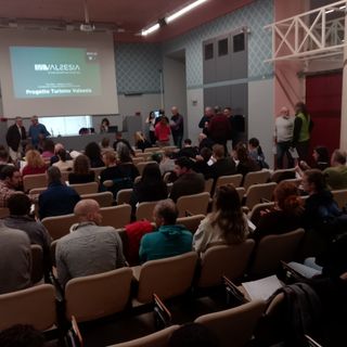 Varallo, oltre 50 operatori insieme per costruire nuove sinergie nel turismo valsesiano Varallo, oltre 50 operatori insieme per costruire nuove sinergie nel turismo valsesiano