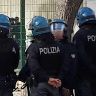 Dodici Daspo per gli scontri tra tifosi