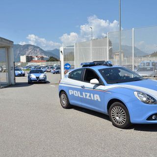 Furto in una casa di Verbania, ai domiciliari due donne residenti a Vercelli