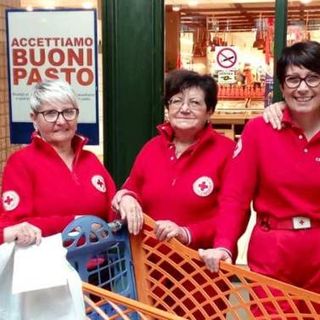 Raccolta alimentari della Croce Rossa di Borgosesia