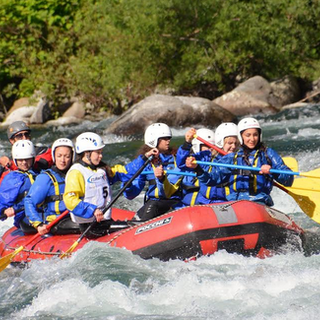 Studenti da tutta Italia per il rafting sul fiume Sesia