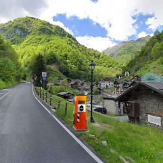 Rassa: in arrivo il primo autovelox del paese, multe anche per le biciclette.