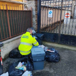 Quarona, controlli sulla raccolta differenziata: individuati cinque trasgressori