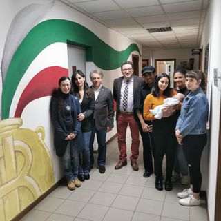 Borgosesia: Terminati i lavori alla Caserma dei Carabinieri. Pareti  “griffate” Ipsia Moda