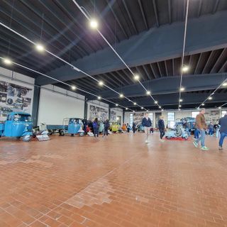 Nuovo successo per l'ultimo evento della Collezione Marazzato, Vespa e Ape protagoniste