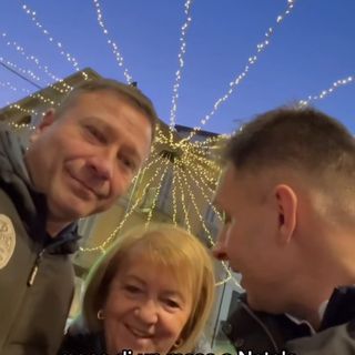 Gattinara accende ufficialmente il Natale: inaugurate le luminarie in centro