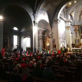 Folla commossa ai funerali della staffetta partigiana Wanda Canna VIDEO