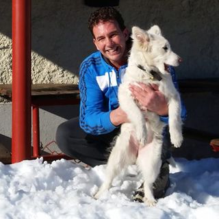 &quot;Pensavo di morire, ma il mio cane mi ha salvato&quot;, la toccante storia di Yuma e Massimiliano VIDEO