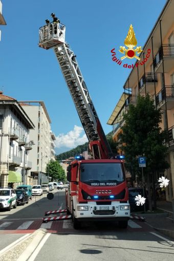 Dissesto statico a Quarona, intervento dei Vigili del Fuoco Dissesto statico a Quarona, intervento dei Vigili del Fuoco