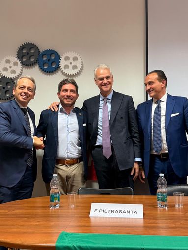 La Valsesia passa a Forza Italia La Valsesia passa a Forza Italia