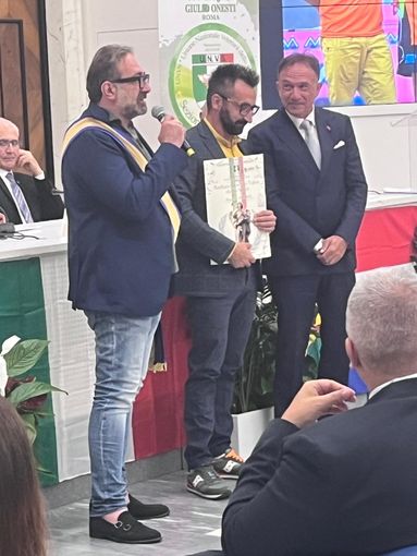 Valsesia protagonista all'Invictus Day 2025: premiato Manuel Gambarini con il titolo di "Ambasciatore dei Valori Sociali"