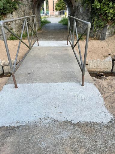 Quarona: Intervento sul ponticello nella zona commerciale Quarona: Intervento sul ponticello nella zona commerciale