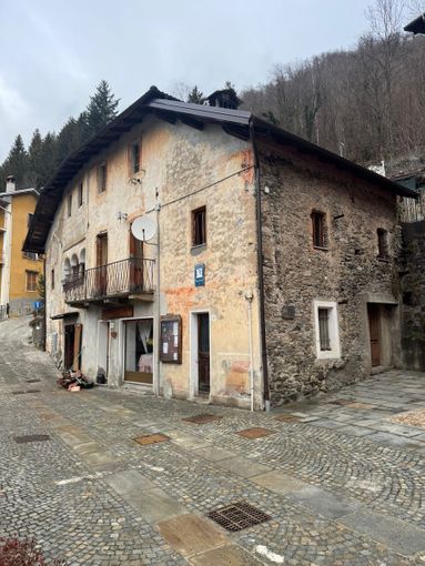 Lavori alla sede della Pro loco di Sabbia Lavori alla sede della Pro loco di Sabbia