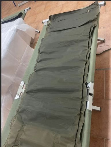 Forze dell’ordine costrette a dormire a terra nei seggi di Vercelli: “Brandine inutilizzabili e topper sporchi” Forze dell’ordine costrette a dormire a terra nei seggi di Vercelli: “Brandine inutilizzabili e topper sporchi”