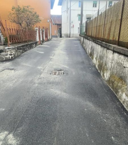 Quarona, conclusi i lavori di asfaltatura e ripristino stradale in città: collaborazione efficace tra ufficio tecnico e amministrazione Quarona, conclusi i lavori di asfaltatura e ripristino stradale in città: collaborazione efficace tra ufficio tecnico e amministrazione