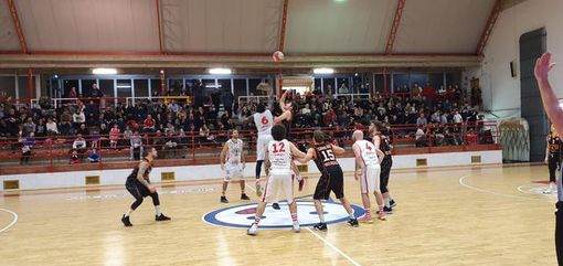 Valsesia basket: al Pala Sammontana stop degli Eagles contro Use basket Empoli Valsesia basket: al Pala Sammontana stop degli Eagles contro Use basket Empoli