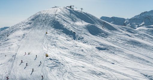 Alpe di Mera, tornano le serate di sci alpinismo: appuntamento anche martedì 3 febbraio Alpe di Mera, tornano le serate di sci alpinismo: appuntamento anche martedì 3 febbraio