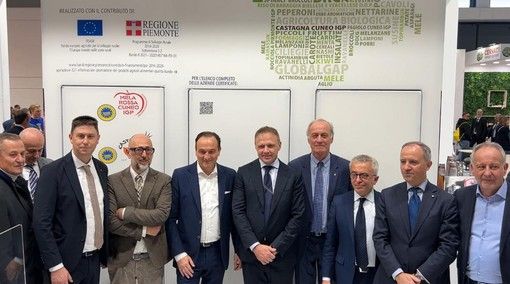 Fruit Logistica, il ministro Lollobrigida allo stand del Piemonte: ci sono anche Cirio e Protopapa. Fruit Logistica, il ministro Lollobrigida allo stand del Piemonte: ci sono anche Cirio e Protopapa.