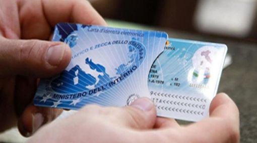 Carta d’identità, dal 3 agosto 2026 addio alla cartacea