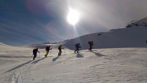 Sci alpinisti ed escursionisti, attenzione alle indicazioni del Centro Soccorso Alpino e Speleologico Piemonte (CNSAS) Sci alpinisti ed escursionisti, attenzione alle indicazioni del Centro Soccorso Alpino e Speleologico Piemonte (CNSAS)
