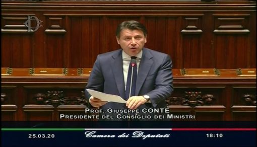 Coronavirus, Conte in Parlamento: "Lavoriamo per garantire ulteriore accesso alla liquidità, stanziamenti per altri 25 miliardi" Coronavirus, Conte in Parlamento: "Lavoriamo per garantire ulteriore accesso alla liquidità, stanziamenti per altri 25 miliardi"