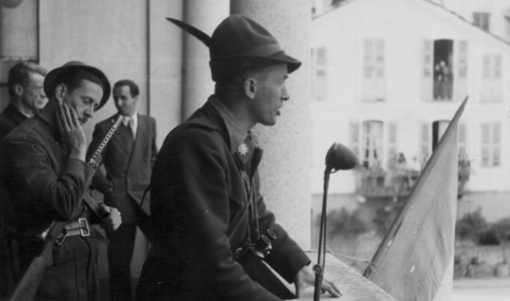 Moscatelli parla dopo la liberazione di Varallo, 24 aprile 1945