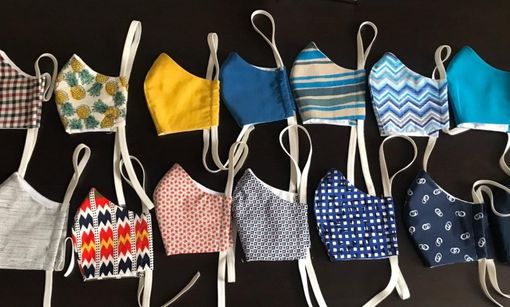 Alcune delle mascherine prodotte dai ragazzi dell'Ipsia Magni Alcune delle mascherine prodotte dai ragazzi dell'Ipsia Magni