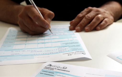 Aziende e fisco: a Vercelli si lavora fino al 28 luglio per pagare le tasse Aziende e fisco: a Vercelli si lavora fino al 28 luglio per pagare le tasse