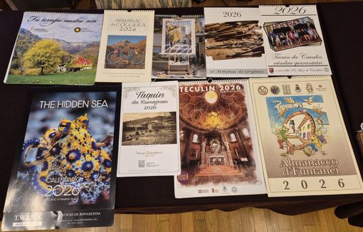 Varallo, in biblioteca arrivano i calendari locali: un patrimonio di memoria tra dialetti, ricette e storia delle comunità