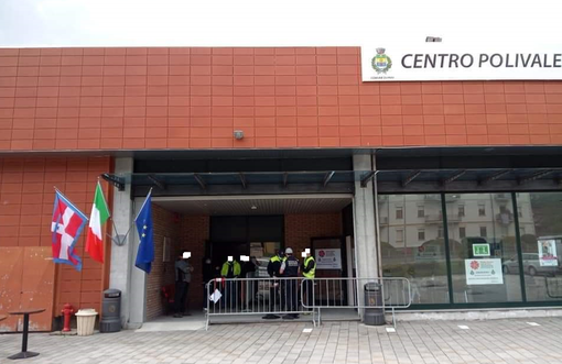 Pray, terze dosi al Polivalente: ecco come funziona (foto dalla pagina Facebook di Comune di Pray)