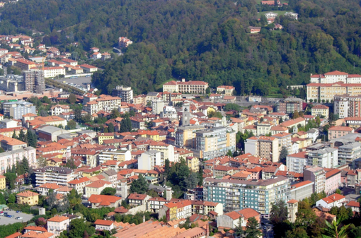 Borgosesia, ripartono navetta per mercato, bus per ospedale e servizio a chiamata Borgosesia, ripartono navetta per mercato, bus per ospedale e servizio a chiamata