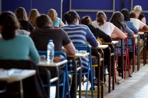 Maturità 2026, notte prima degli esami anche in Piemonte: "Serenità e fiducia, senza avere paura di sbagliare" Maturità 2026, notte prima degli esami anche in Piemonte: "Serenità e fiducia, senza avere paura di sbagliare"