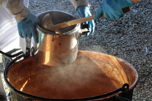 Valdilana, a Mosso si distribuisce la Fagiolata della Pro Loco (foto di repertorio)