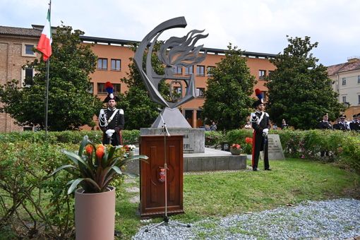 Carabinieri, celebrazione dei 221 anni di storia dell'arma: riconoscimenti e risultati al centro della cerimonia