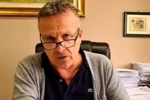 A Serravalle ancora infiltrazioni nella scuola. A Serravalle ancora infiltrazioni nella scuola.