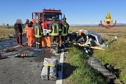 Incidente tra auto e trattore: morto un 45 enne FOTO