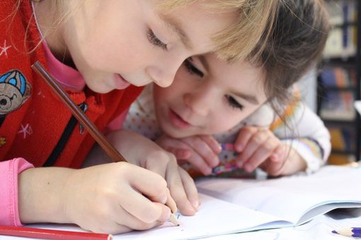 Lozzolo: Un contributo economico per le famiglie che hanno un figlio che frequenta l’asilo nido Lozzolo: Un contributo economico per le famiglie che hanno un figlio che frequenta l’asilo nido