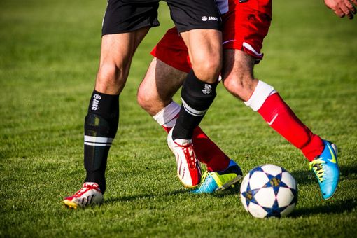 La Serravallese cerca giovani calciatori La Serravallese cerca giovani calciatori