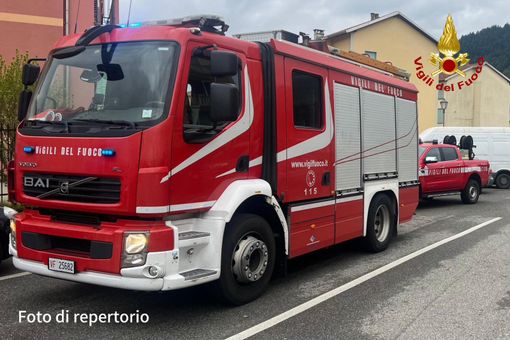 Incendio tetto a Borgo D’Ale Incendio tetto a Borgo D’Ale