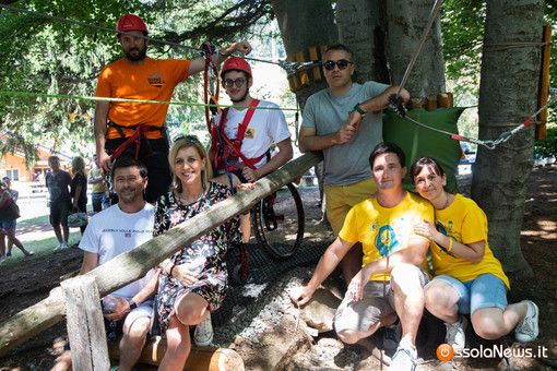 A Domobianca365 il Parco Avventura con il percorso aperto alle persone con disabilità motoria. Uno dei pochi in Italia A Domobianca365 il Parco Avventura con il percorso aperto alle persone con disabilità motoria. Uno dei pochi in Italia