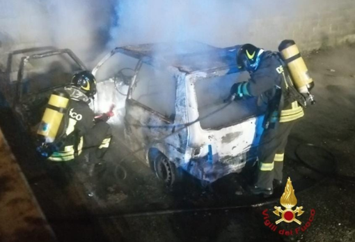 Auto a fuoco a Trino